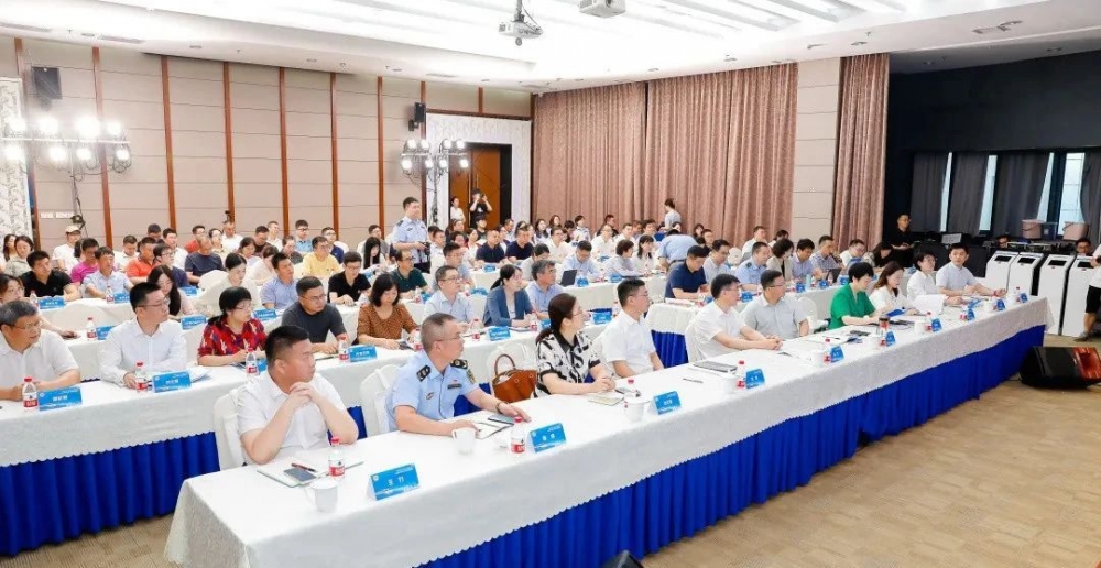 公海彩船6600股份参与杭州市“质量月”启动仪式！